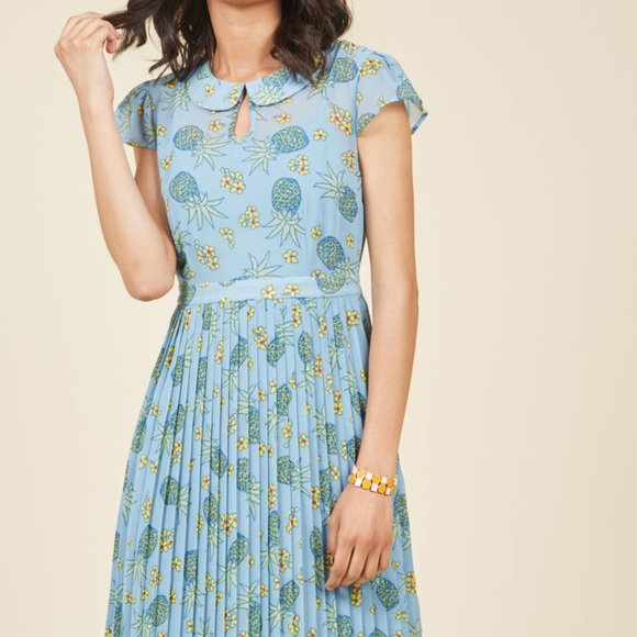 ModCloth Expansive Interests Dress in Pineapple - Picture 4 of 8